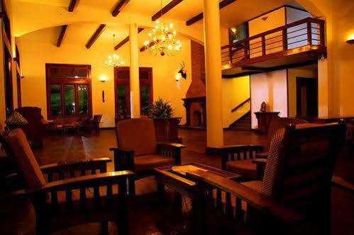 Oak Field Resort Муннар Экстерьер фото